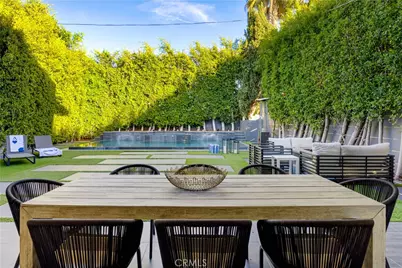 630 N Martel, Los Angeles, CA 90036 - Photo 10