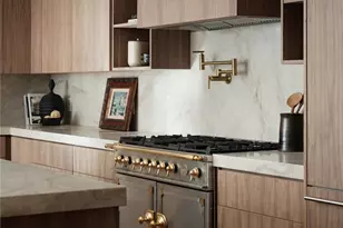 2437 Windward, Newport Beach, CA 92660 - Photo 10