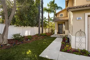 39 Touraine Pl, Lake Forest, CA 92610 - Photo 4