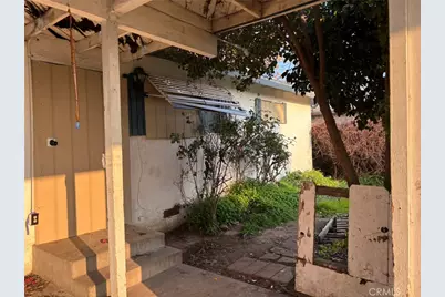 4298 N Holt, Fresno, CA 93705 - Photo 4