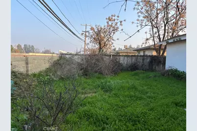 4298 N Holt, Fresno, CA 93705 - Photo 10