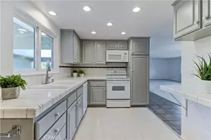 2395 Via Mariposa, Laguna Woods, CA 92637 - Photo 12