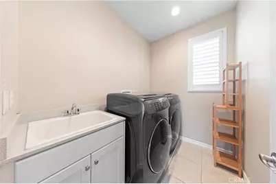 172 Newall, Irvine, CA 92618 - Photo 42