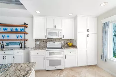 26041 Avenida Bonachon, Mission Viejo, CA 92691 - Photo 10