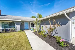 26041 Avenida Bonachon, Mission Viejo, CA 92691 - Photo 2