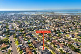 17762 Prescott Ln, Huntington Beach, CA 92647 - Photo 32