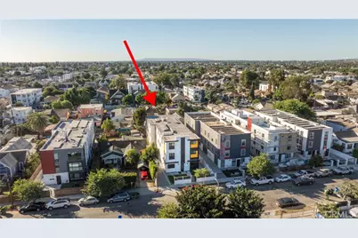 1444 W 37th Street, Los Angeles, CA 90018 - Photo 2