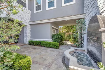 19635 Larchmont Circle, Huntington Beach, CA 92648 - Photo 2