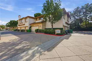 902 Solvay Aisle, Irvine, CA 92606 - Photo 2