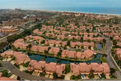 7906 Seawall, Huntington Beach, CA 92648 - Photo 38