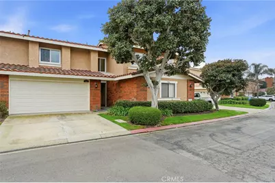 7906 Seawall, Huntington Beach, CA 92648 - Photo 2
