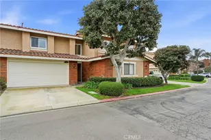 7906 Seawall, Huntington Beach, CA 92648 - Photo 2