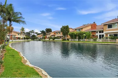 7906 Seawall, Huntington Beach, CA 92648 - Photo 36