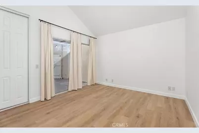 17 Dartmouth, Irvine, CA 92612 - Photo 8