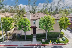 107 Sapphire, Irvine, CA 92602 - Photo 2