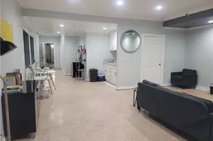 720 W 4th St, Long Beach, CA 90802 - Photo 12