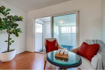 26832 Avenue Of The Oaks #D, Newhall, CA 91321 - Photo 6