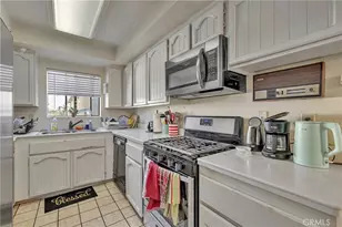 107 S Helberta Ave, Redondo Beach, CA 90277 - Photo 22