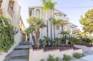 107 S Helberta Ave, Redondo Beach, CA 90277 - Photo 1