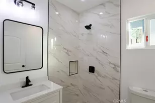 11114 Willowbrook Ave, Los Angeles, CA 90059 - Photo 14