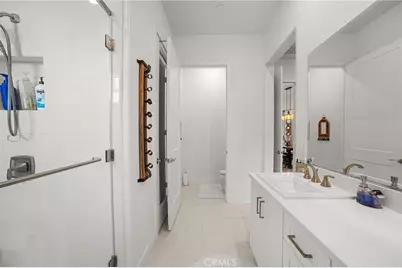 129 Carlow, Irvine, CA 92618 - Photo 18