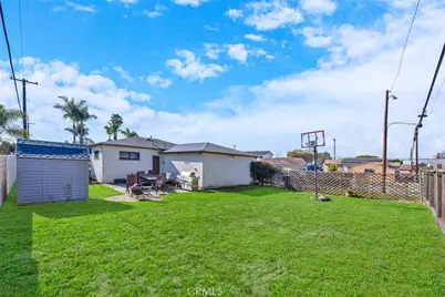 7781 Ledon Way, Midway City, CA 92655 - Photo 20