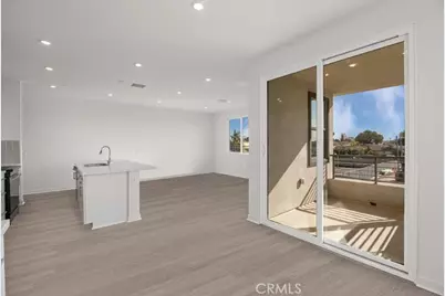 107 S. Laxore #408, Anaheim, CA 92804 - Photo 4