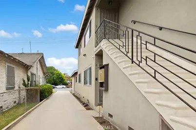 2725 Obama, Los Angeles, CA 90018 - Photo 12