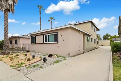 2725 Obama, Los Angeles, CA 90018 - Photo 2