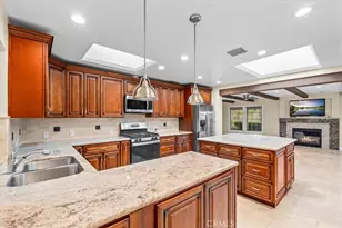 8471 Bedford Motor, Corona, CA 92883 - Photo 10