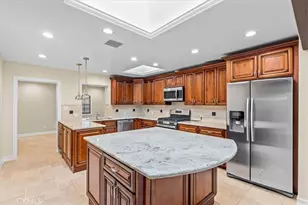 8471 Bedford Motor, Corona, CA 92883 - Photo 12
