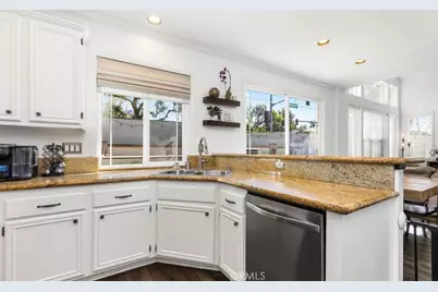 10 Willowbrook, Rancho Santa Margarita, CA 92688 - Photo 4