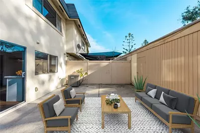 9841 Via Sonoma, Cypress, CA 90630 - Photo 16