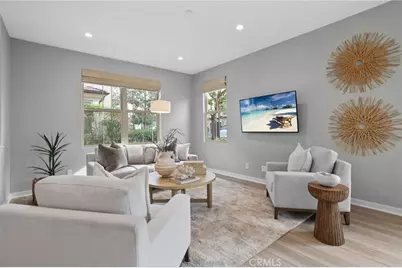 152 Newburry, Irvine, CA 92618 - Photo 4