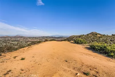 1 Via Baya, Murrieta, CA 92562 - Photo 18