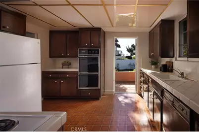 212 W Avenida Valencia, San Clemente, CA 92672 - Photo 18