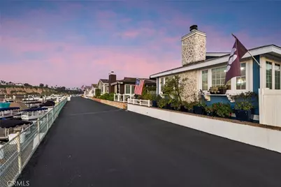 4 Saratoga, Newport Beach, CA 92660 - Photo 38