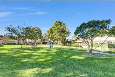 5213 Piccadilly Circle, Westminster, CA 92683 - Photo 28