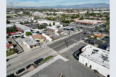 10231 Old River School, Downey, CA 90241 - Photo 16