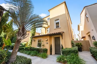 81 Strawberry Grv, Irvine, CA 92620 - Photo 2