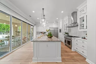 208 Radial, Irvine, CA 92618 - Photo 8