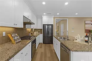 79 Island Coral, Irvine, CA 92620 - Photo 6