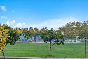 430 Transport, Tustin, CA 92782 - Photo 32