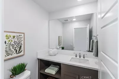 430 Transport, Tustin, CA 92782 - Photo 18