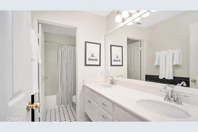 90 Winslow, Irvine, CA 92620 - Photo 30