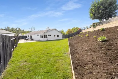 27255 Las Nieves, Mission Viejo, CA 92691 - Photo 44