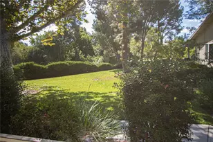 594 Avenida Majorca, Laguna Woods, CA 92637 - Photo 8
