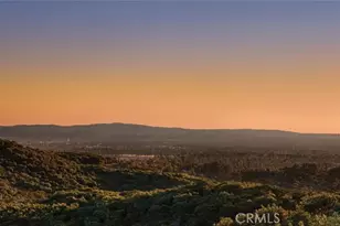 540 Peninsula, Irvine, CA 92602 - Photo 2