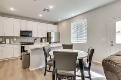 28538 Via Prago, Temecula, CA 92591 - Photo 8