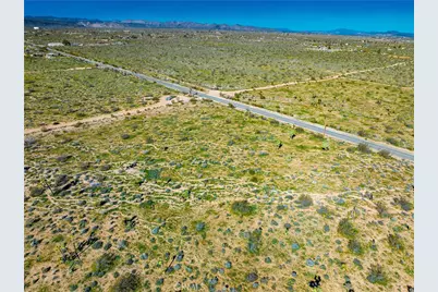 58919 Aberdeen, Yucca Valley, CA 92284 - Photo 8